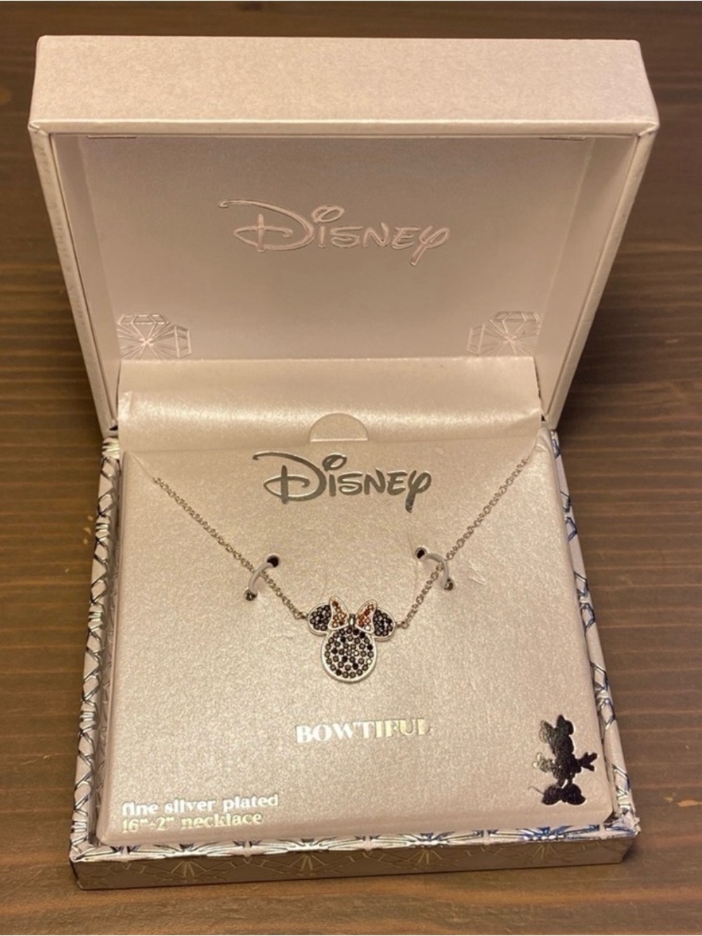 Disney Silver Plated Minnie Mouse Bowtiful Pendant Necklace 16 In NIB Gift Box